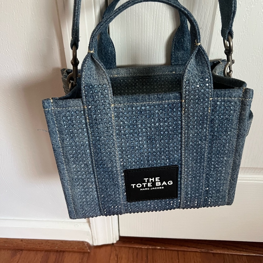 Marc Jacobs Blue Denim Tote with Structured Design / Small